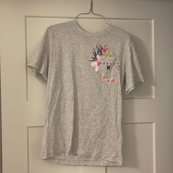 used grey hurley womens pocket tshirt (xl but runs small) - Picture 1 of 3